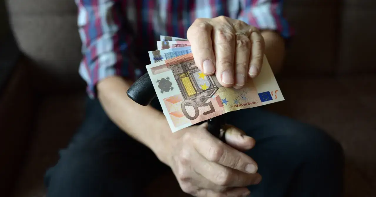 Zdjęcie Jaka waluta obowiązuje na Słowacji? Wszystko o euro i płatnościach