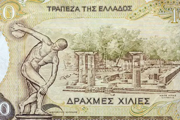 Jaka była waluta w Grecji przed euro? Odkryj historię drachmy